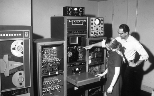 60s-computer-black-whitejpg