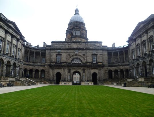 Old_College_of_Edinburgh_Universityjpg